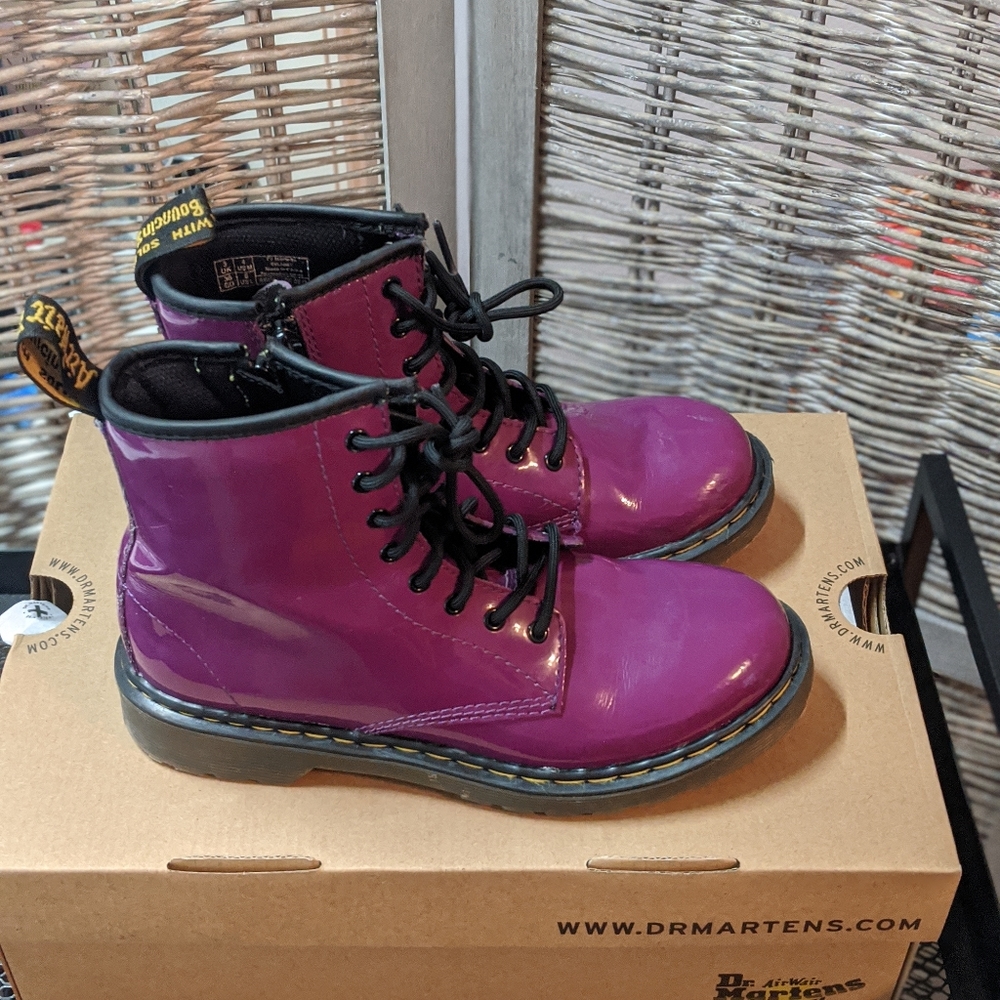Dr. Martens 1460 Originals 8 Eye Lace Up Size 4